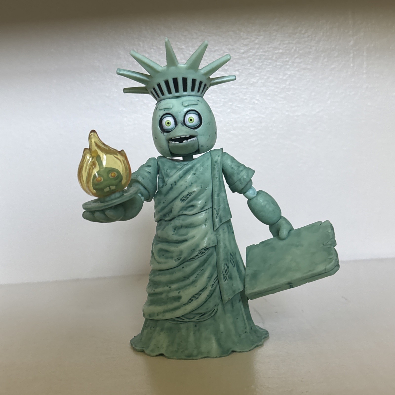 Collectible Item|FNaF Action Figure|Liberty Chica|Great Quality + New
