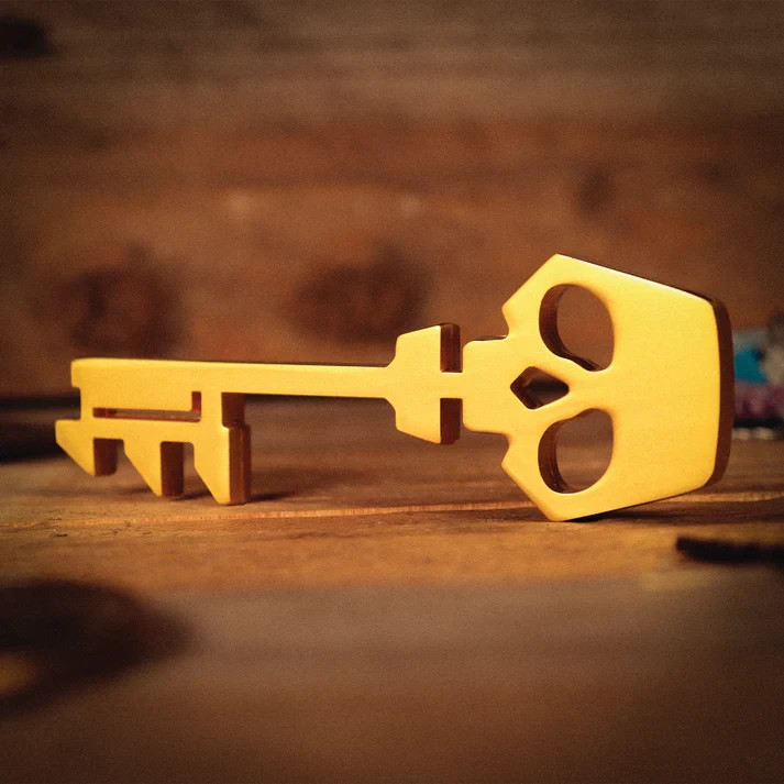 Borderlands Gold‑Coloured Key Replica – Limited Edition Numbered Collectible