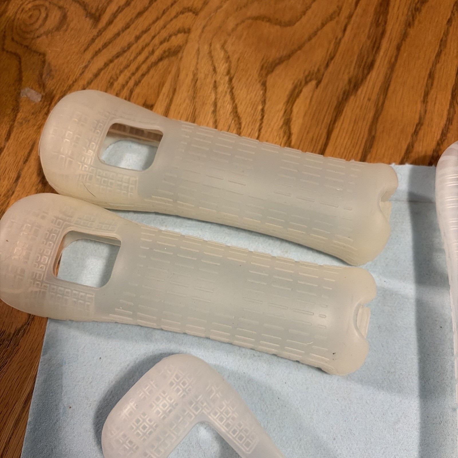 6 Official Nintendo Wii OEM Remote Rubber Silicone Gel Cover Sleeves Lot