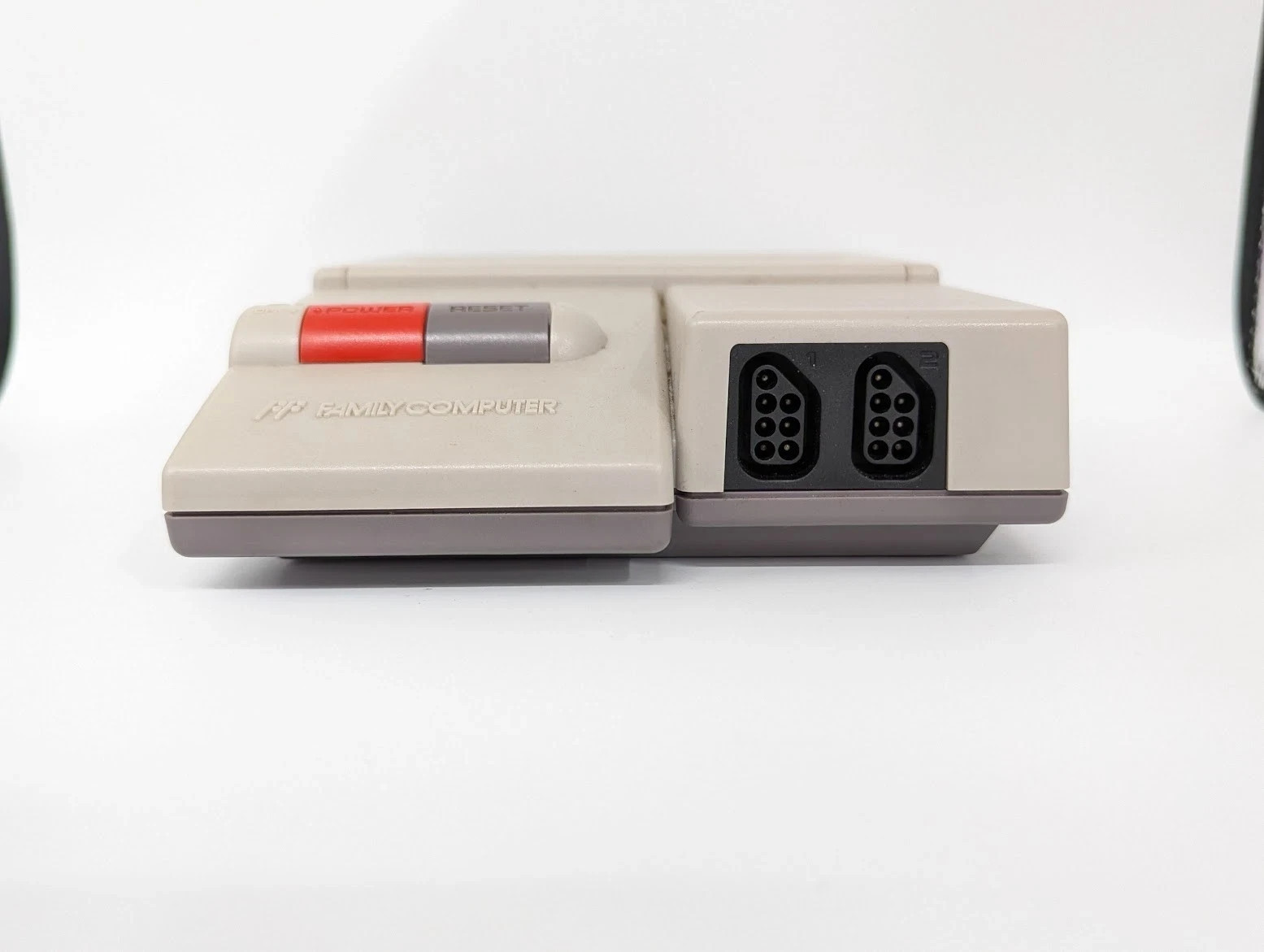 Z612 Nintendo New Famicom Console HVC-101 AV NES2 JAPAN USED SET