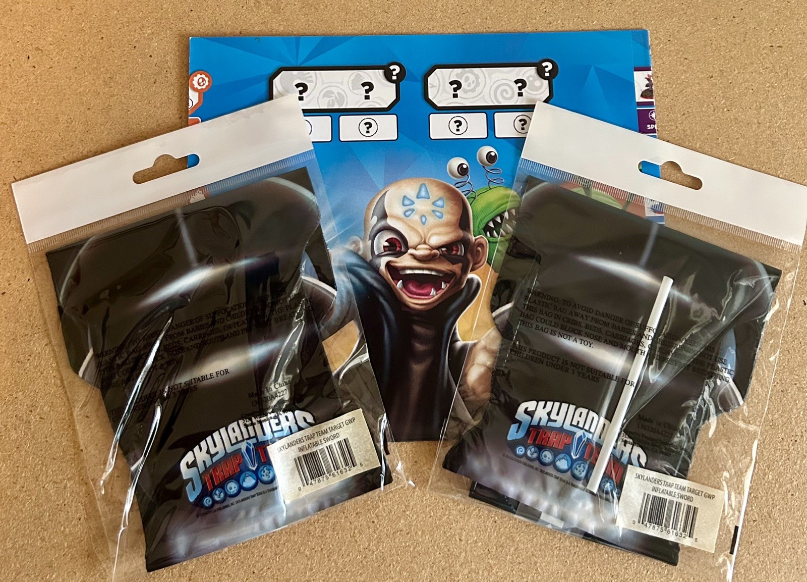 Skylanders – Trap Team – 2014 In-Store Promo Event Swords ⚔️ – BNIFSP