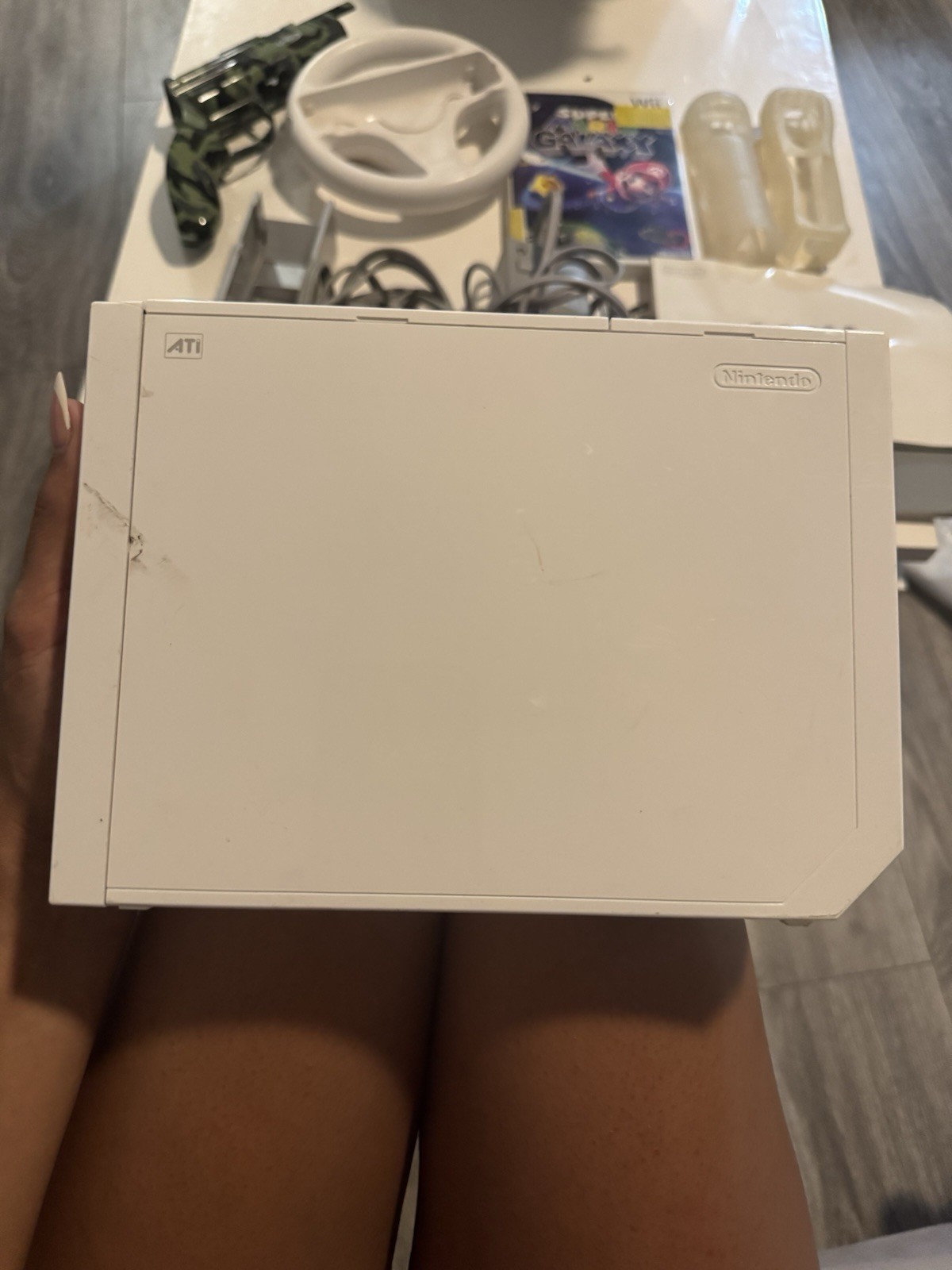 Nintendo Wii RVL-001 512 MB Home Console – White