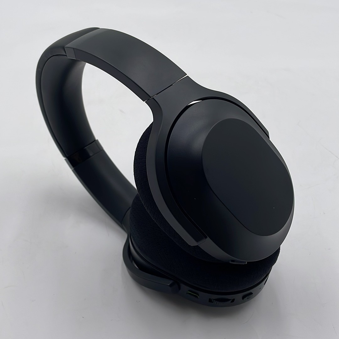 Razer Barracuda Wireless Gaming & Mobile Headset Black – AS IS