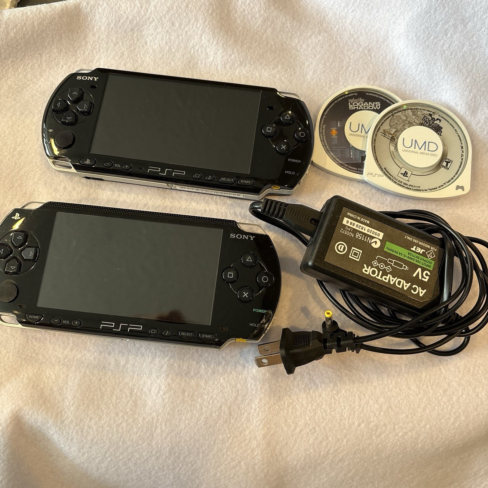Sony PlayStation Portable PSP-1001 And 3001 Handheld Console Gaming System