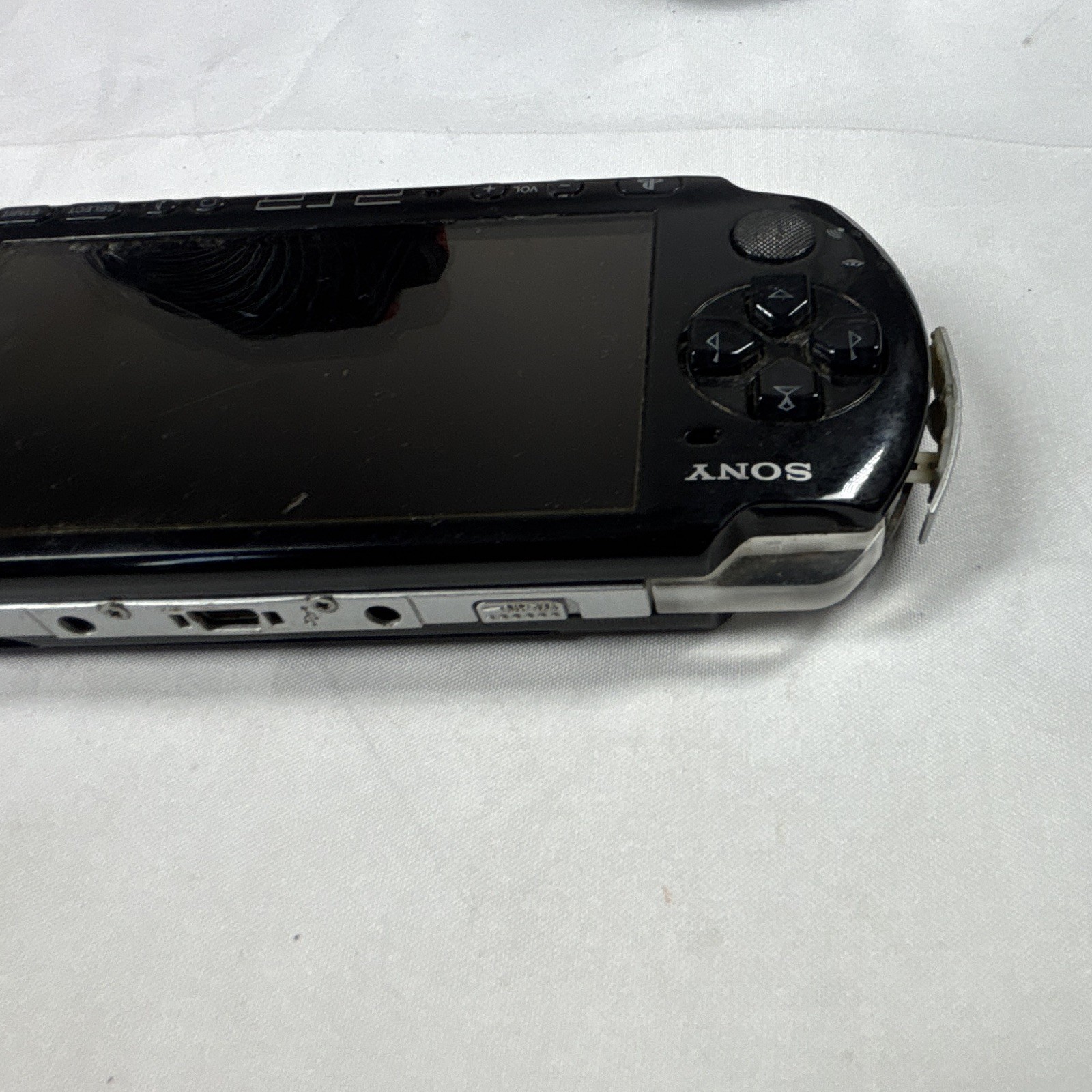 Sony PSP-3001 PlayStation Portable Handheld NTSC-U/C Wi-Fi 480p Black