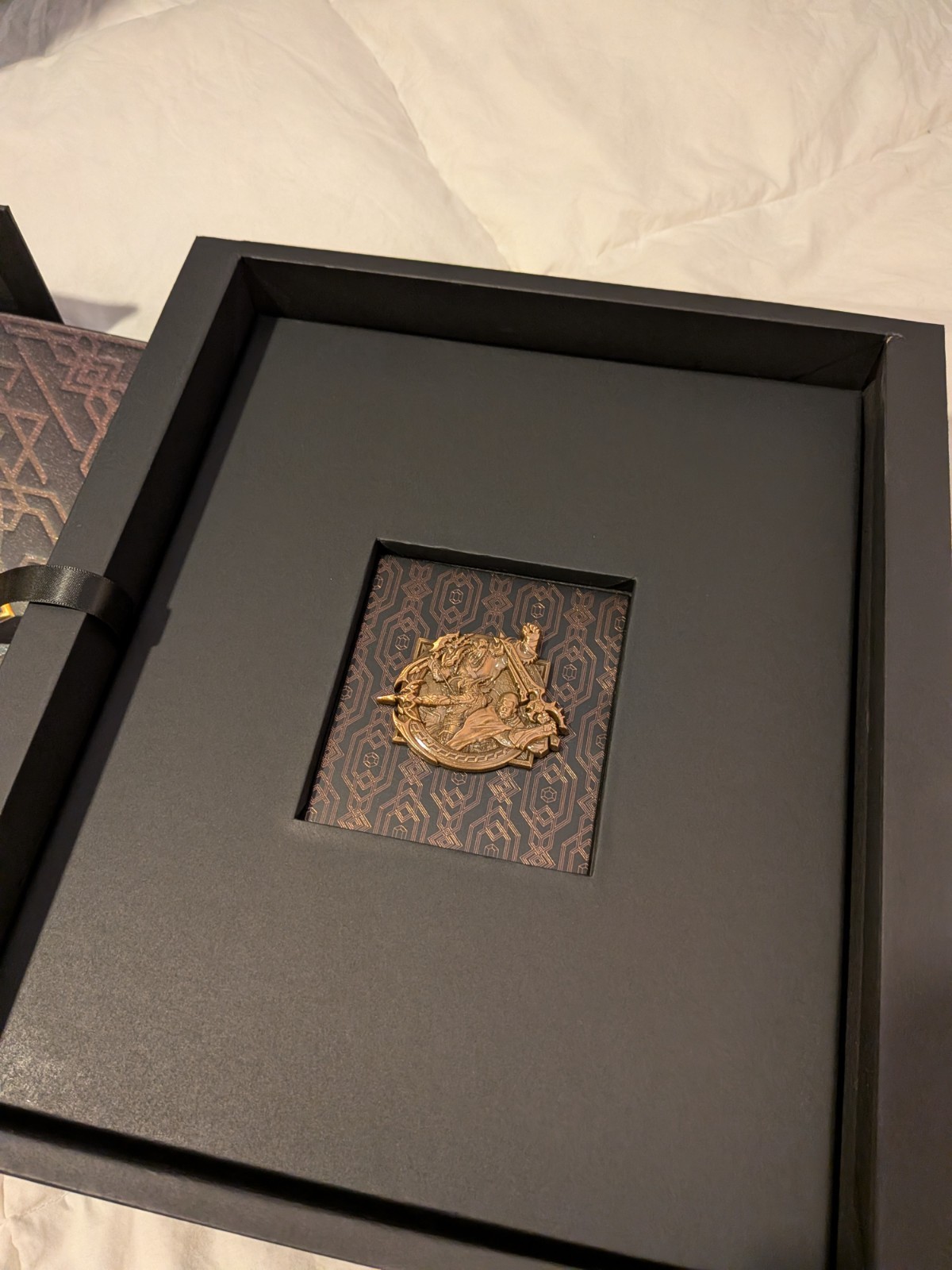 World of Warcraft 20th Anniversary Collector’s Edition With Statue (No Code)