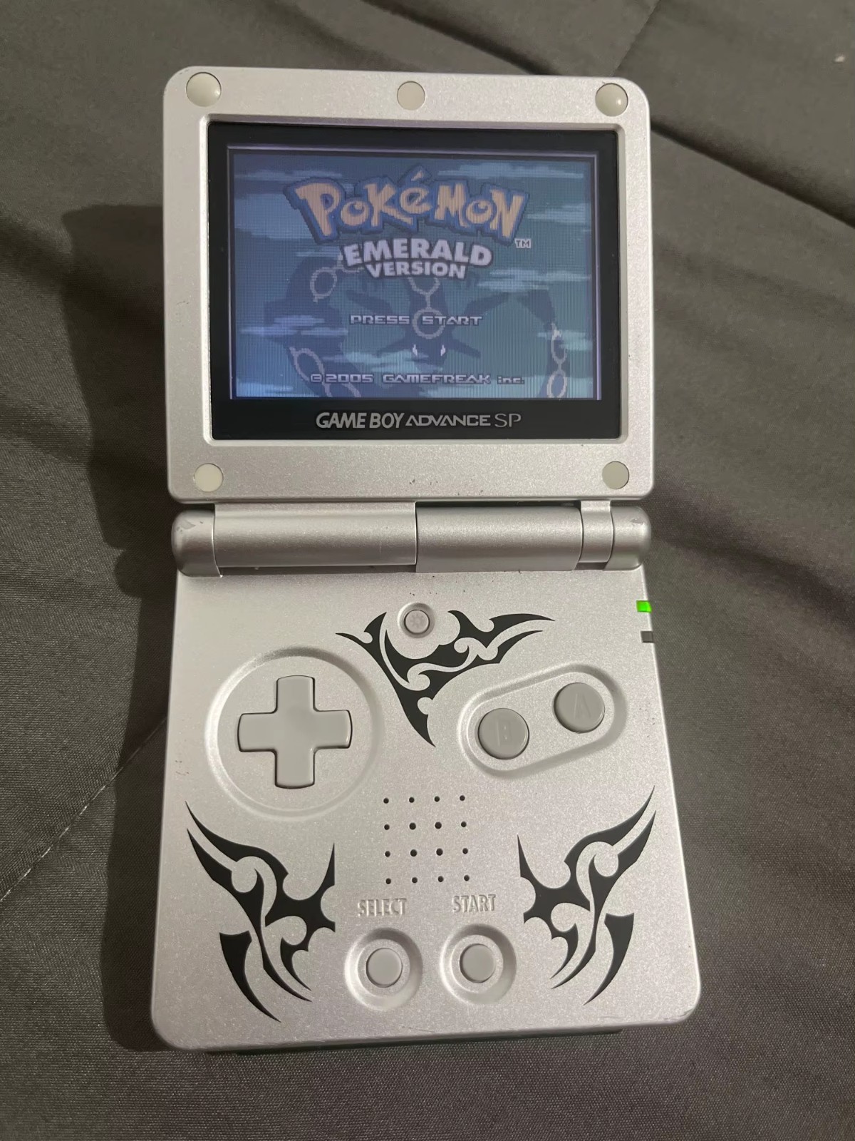 Pokemon Emerald Version Cartridge for Game Boy Advance (GBA) – Tested and Saves!