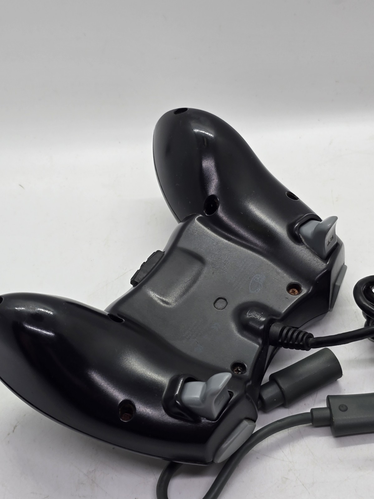 Microsoft Xbox MadCatz Wired Black And Gray Controller Control Pad Original 4716