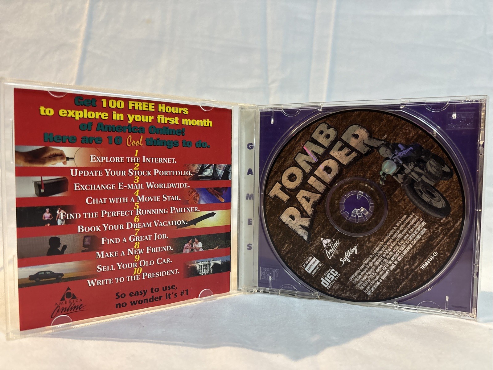 Softkey Tomb Raider with bonus demos CD-ROM (PC) Windows 95