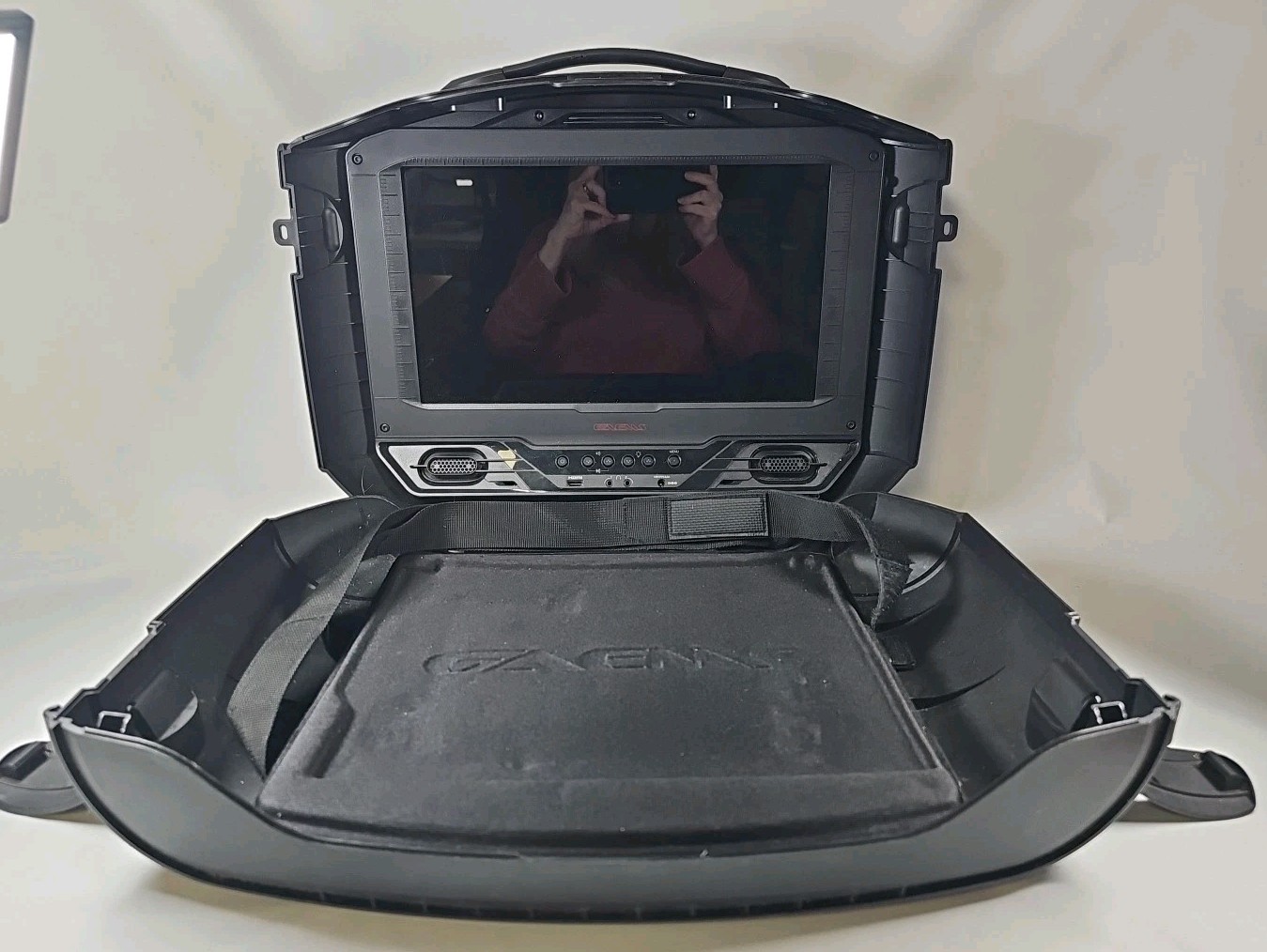 GAEMS G155 XHD Sentry Portable Gaming Monitor HDMI PS4 Xbox One 15.5in Tested