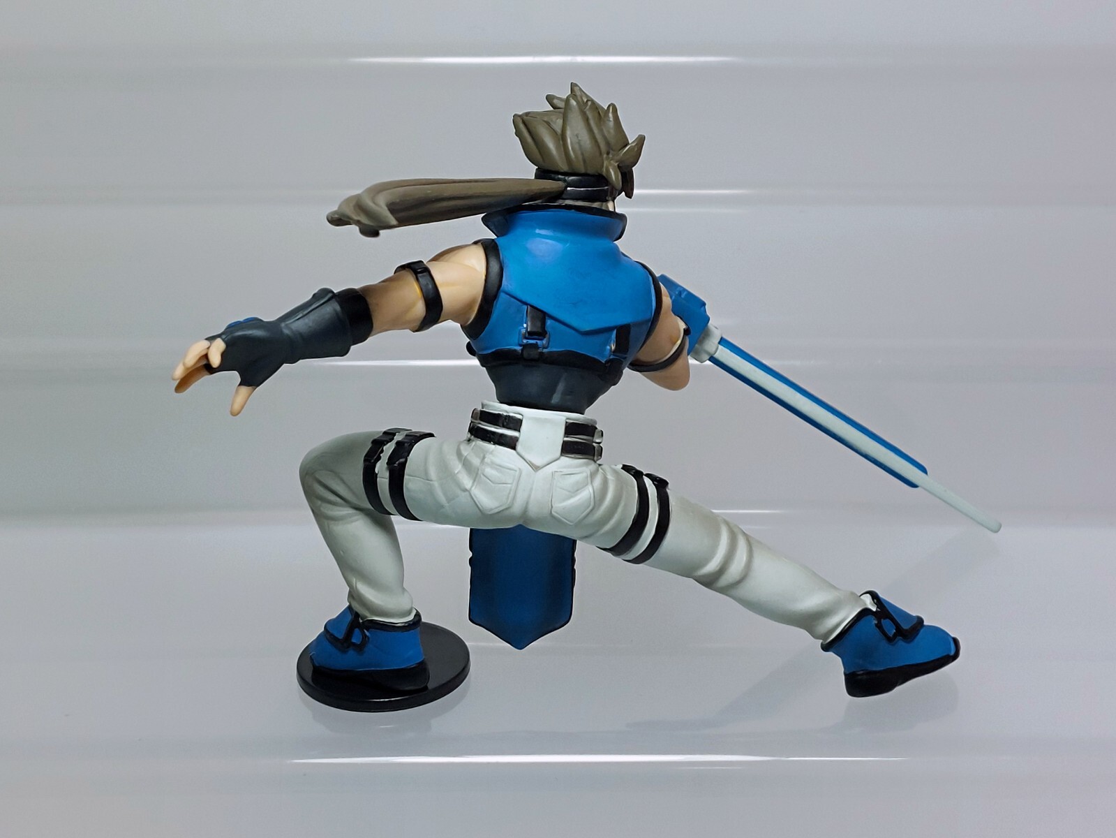 SR Guilty Gear X Collection 1.5 ver Sol Badguy Figure Yujin 2001 W02 3.2in
