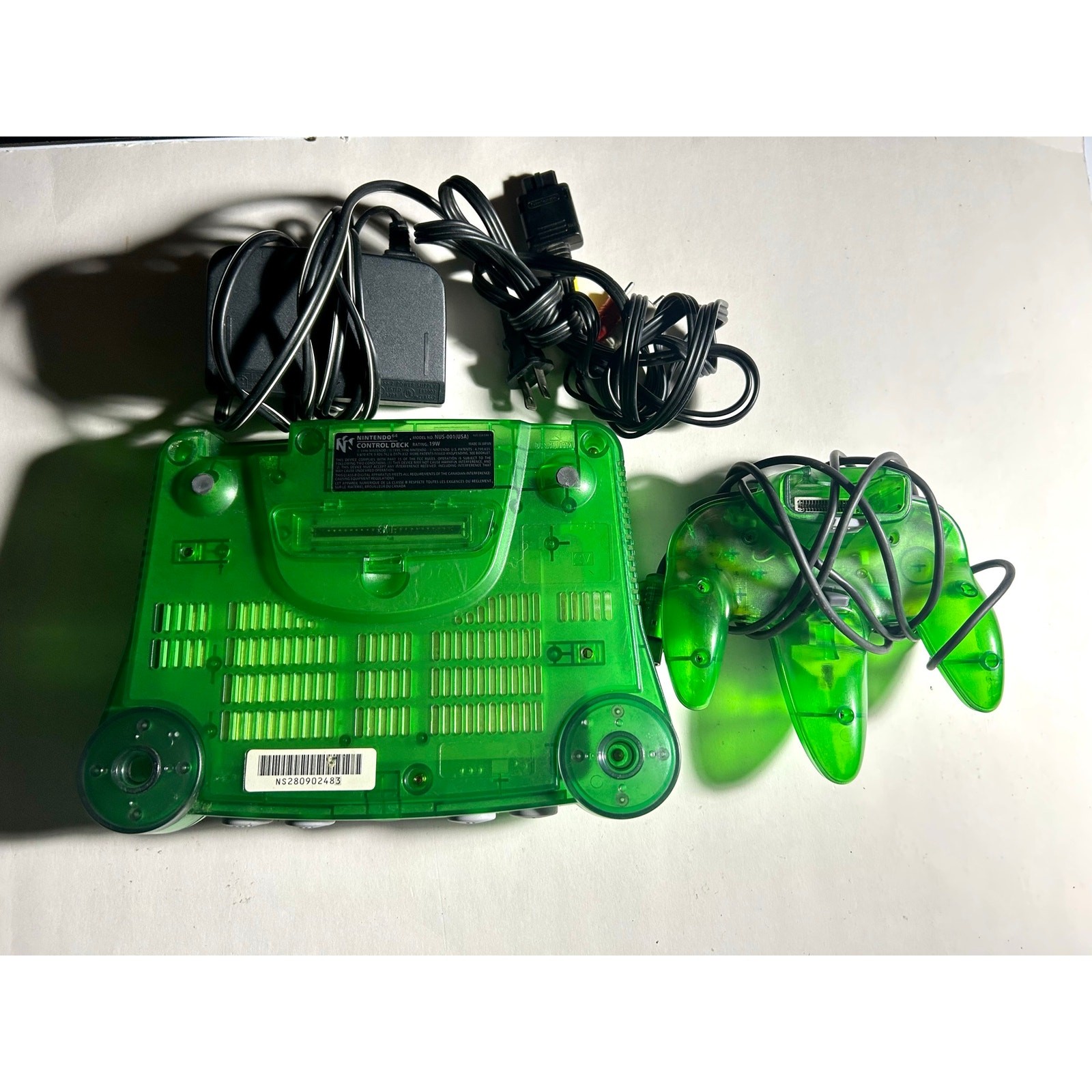 Jungle Green Nintendo 64 N64 console w expansion, hook ups & controller🔥Nice!