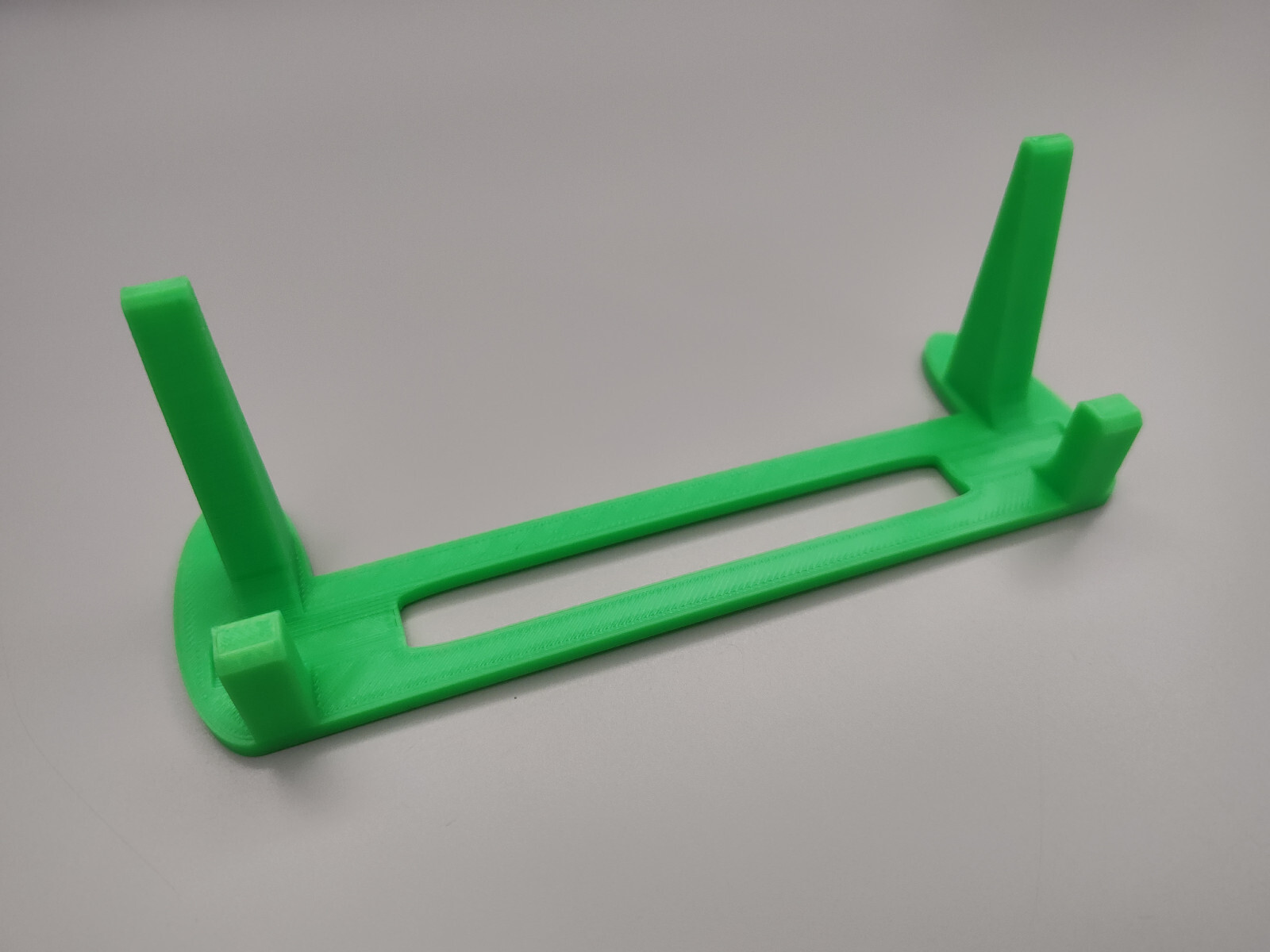 NINTENDO 2DS FTR N2DS LOW PROFILE DISPLAY STAND – CHOOSE COLOR