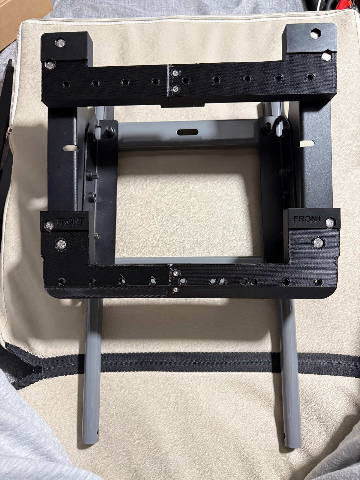 Playseat Challenge X Logitech G Edition LOGITECH RS Pedal (2~3pedal) Mount