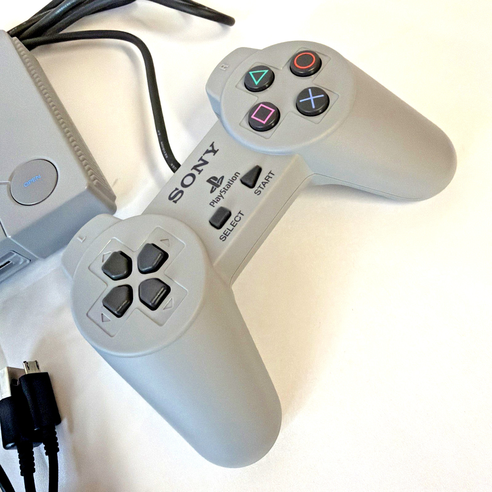 Sony Playstation Classic SCPH-1000R PS1 Playstation Mini w/ 2 Controllers