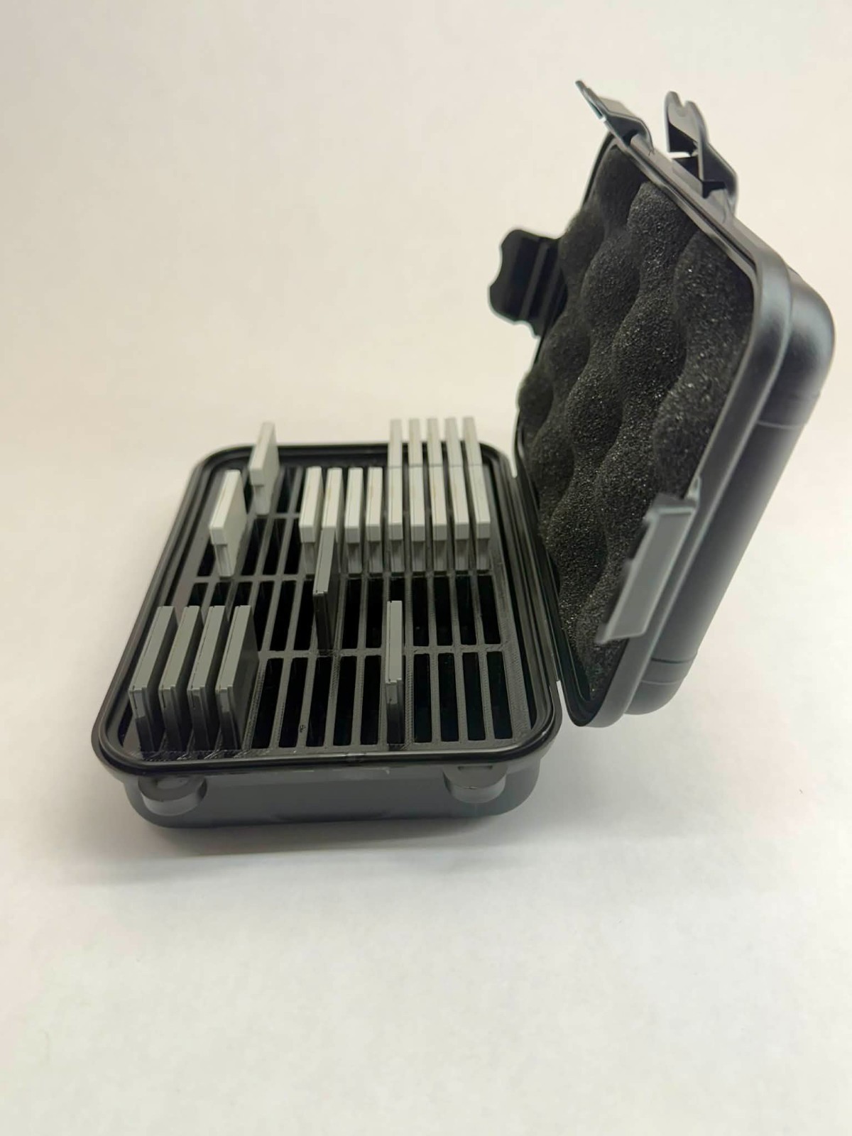 Compact Nintendo DS 3DS Cartridge Case 56 Game Storage Holder