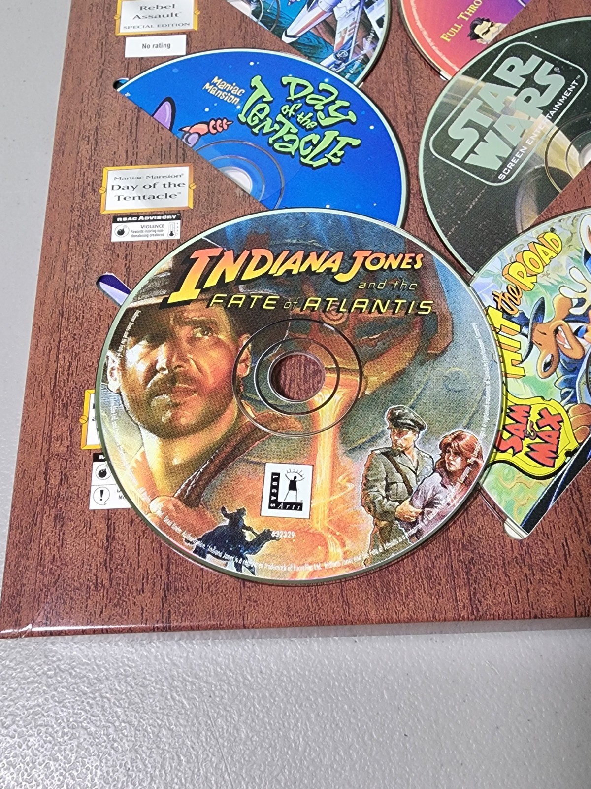 LucasArts Archives Vol 1 PC CD-ROM Games Indiana Jones Sam & Max. – CIB Big Box