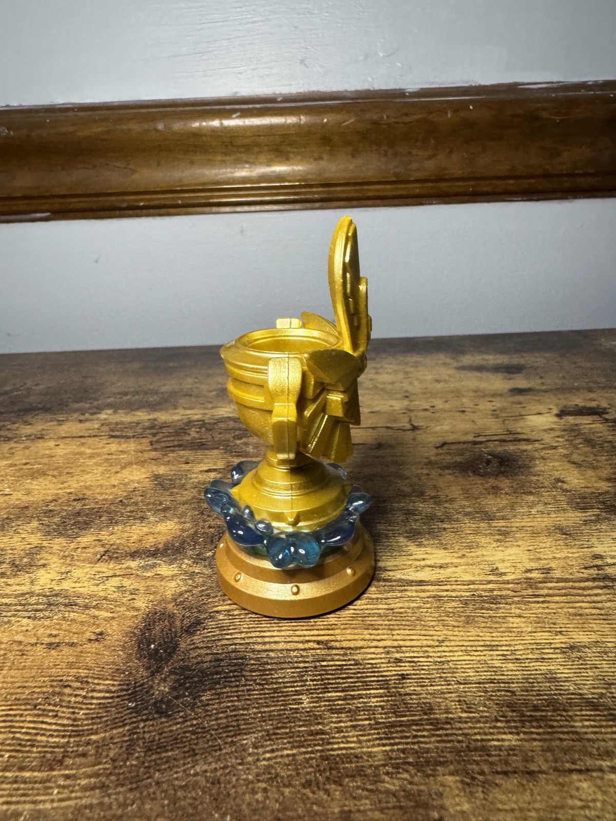Skylanders Superchargers Golden Queen Sea Trophy Figure