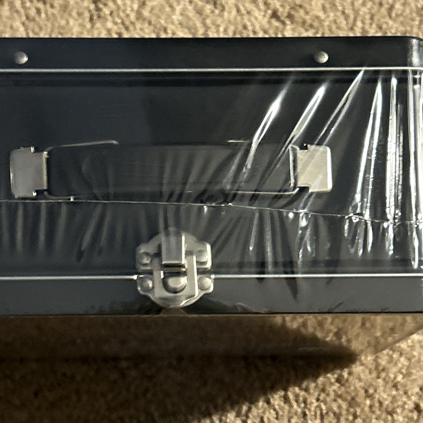 Lootcrate Dark Souls Metal Lunch Box Metal Latch Bandai Namco Loot Crate Tin NEW