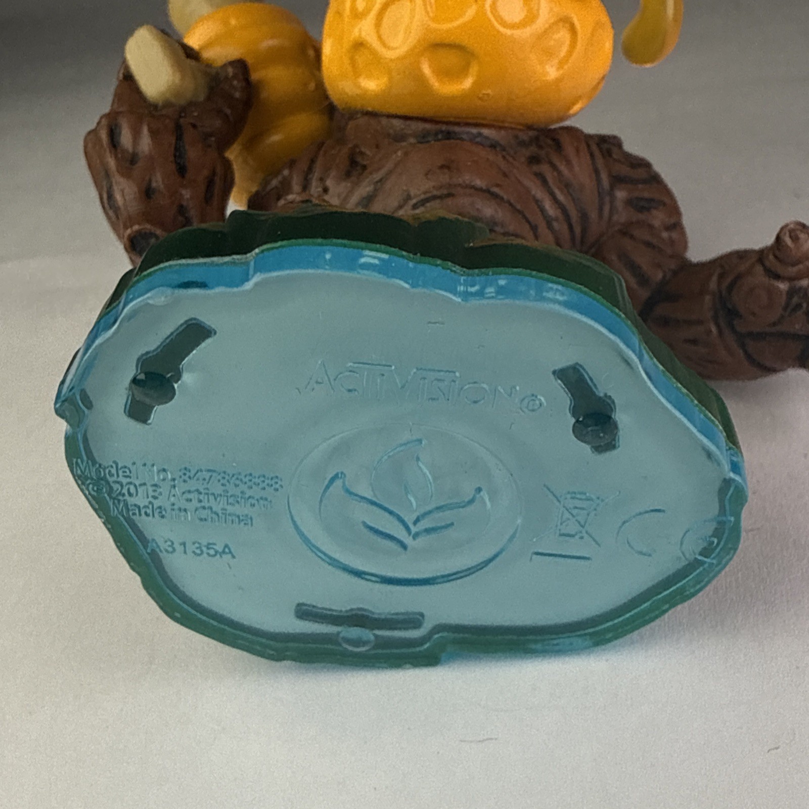 Skylanders Swap Force Bumble Blast Lightcore Character Figure