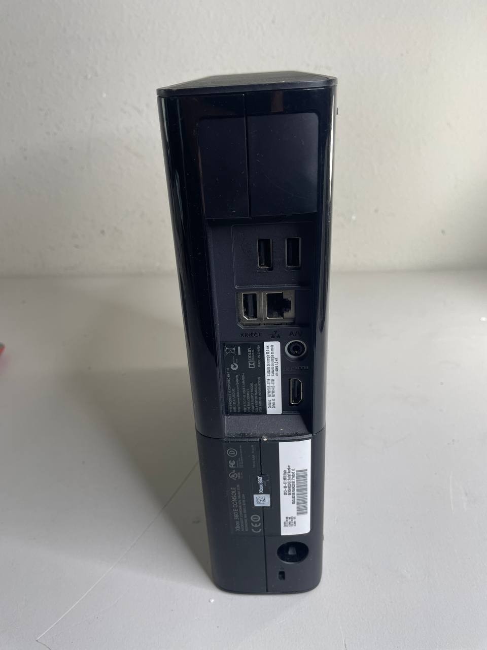 Microsoft Xbox 360 E Console Black 4GB / 250GB Model 1538 – Tested & Works