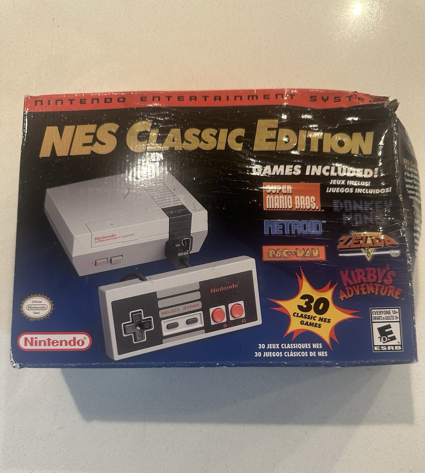 Nintendo NES Classic Edition Mini Console CLV-001 Complete Unused Damaged Box