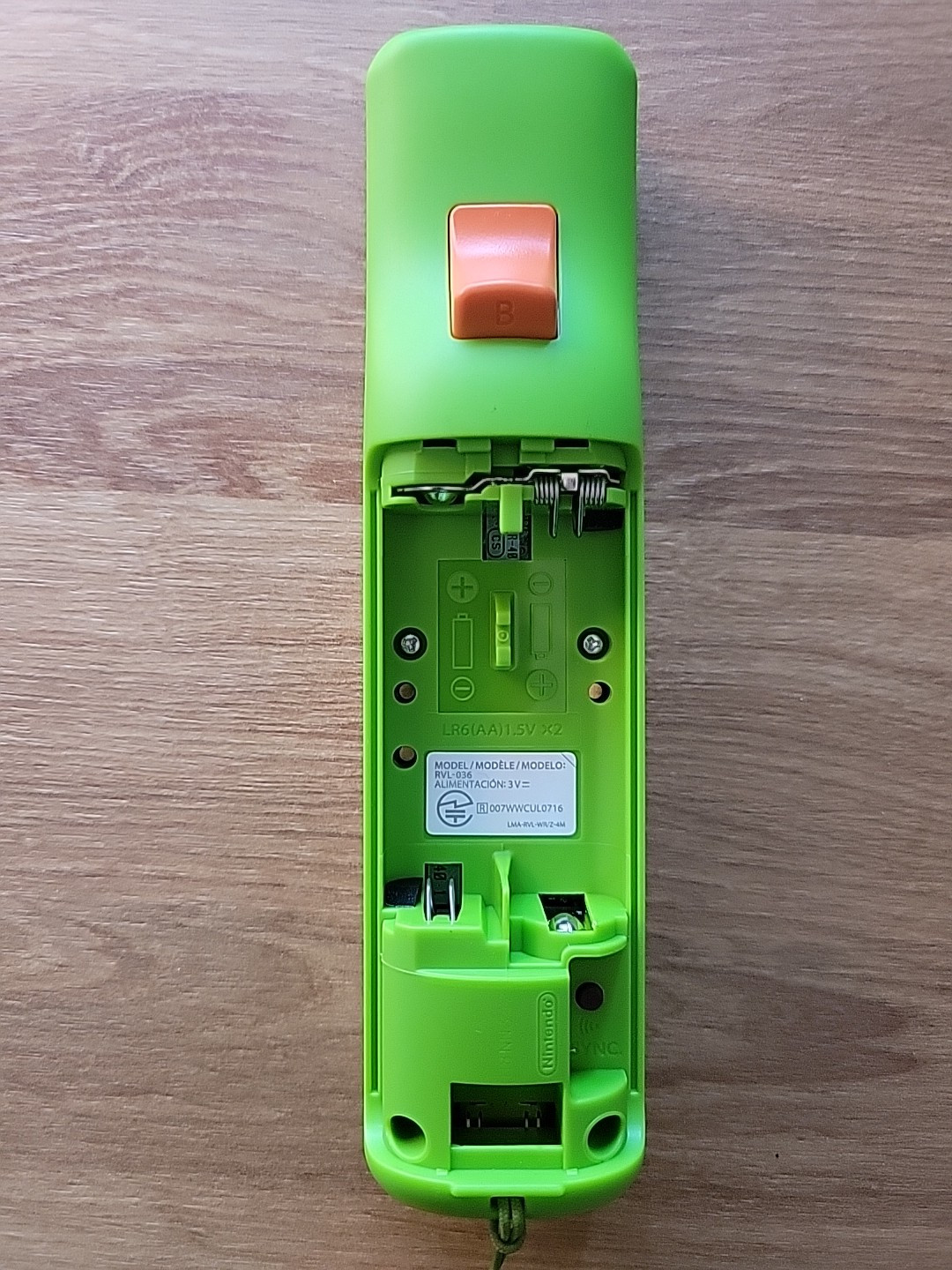 Yoshi Edition Motion Plus Remote Controller Nintendo Wii OEM Genuine Official