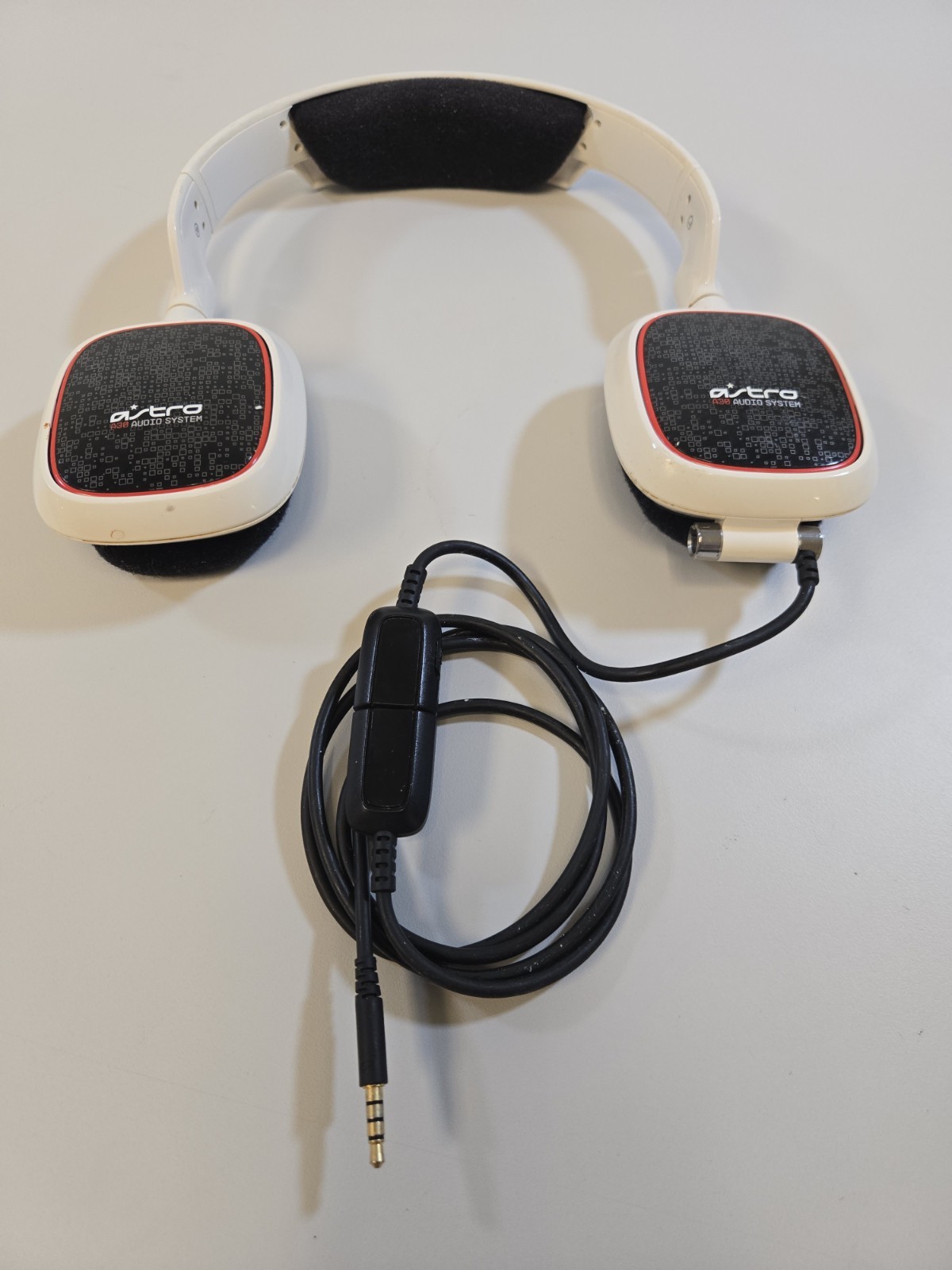 Astro A30 Headset NOT TESTED Not Sure If It Works