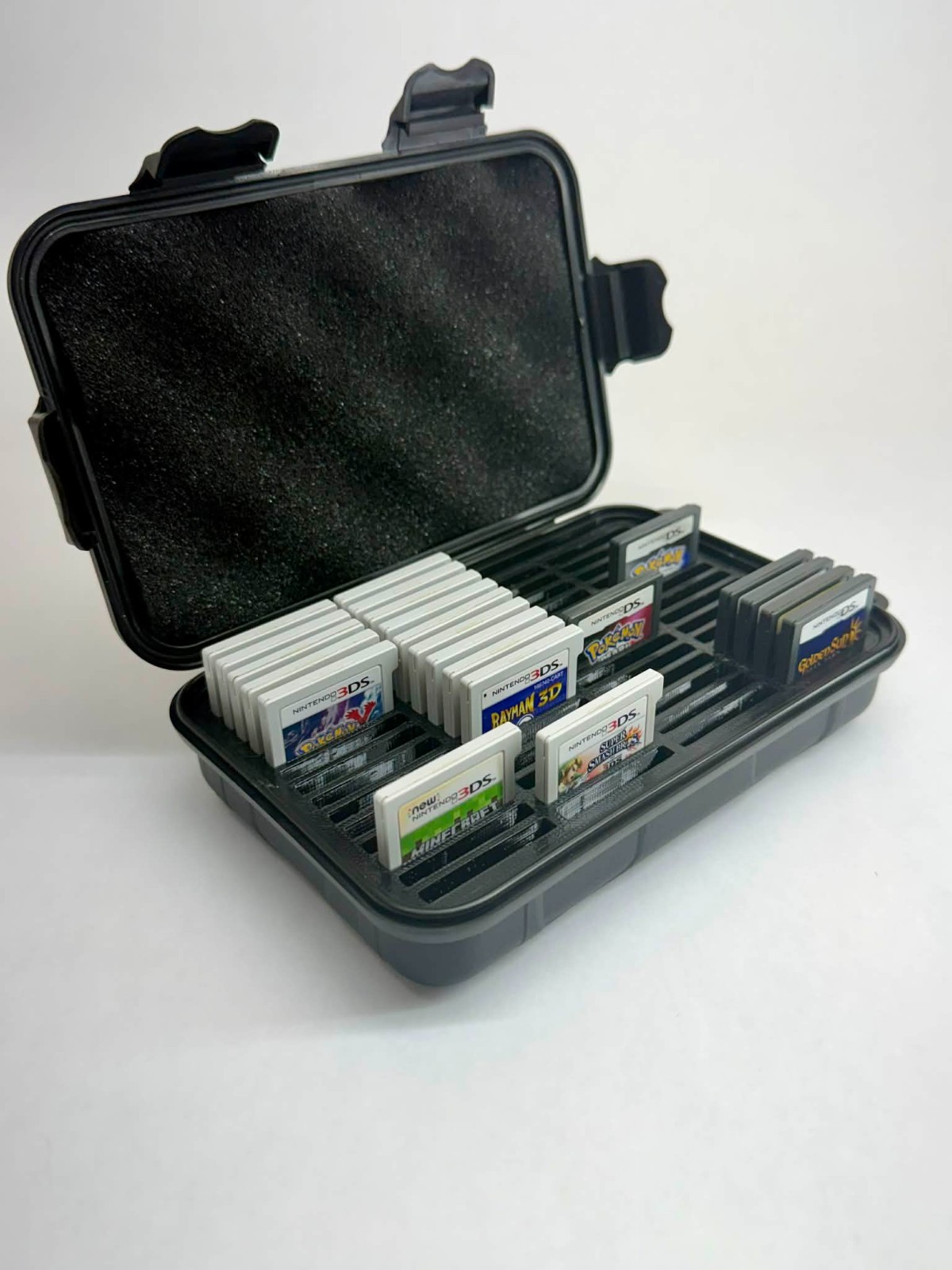Compact Nintendo DS 3DS Cartridge Case 56 Game Storage Holder