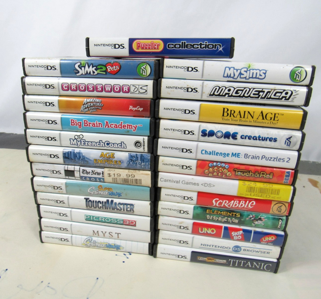 25 Nintendo DS Game Lot / Bundle Puzzles Crosswords Scribblenauts Sims