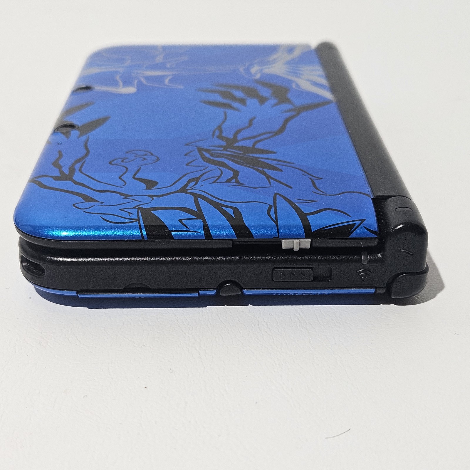 USA Nintendo 3DS XL Pokémon X & Y Blue Version Handheld System Bad Charging Port