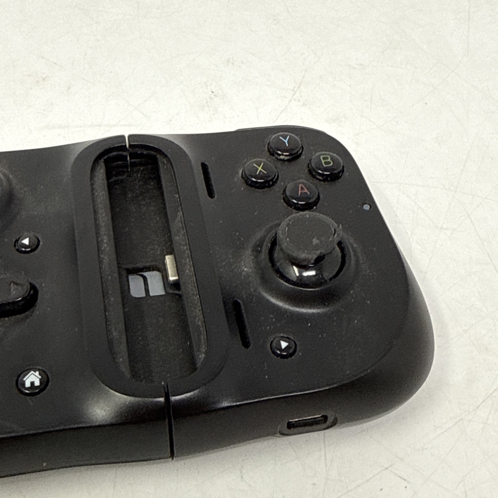 Razer Game Vice RZ06-0290 Mobile Game Controller Attachment Tested Working USB-C