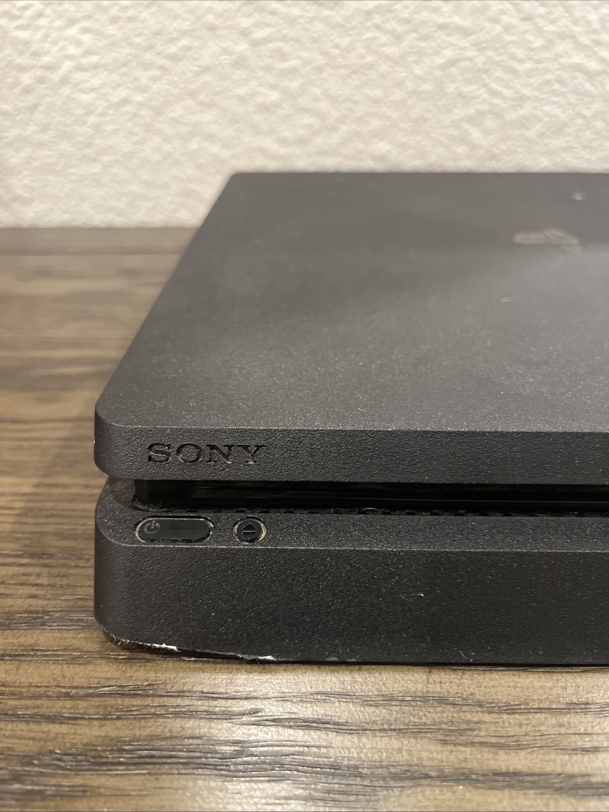 Sony PlayStation 4 Slim Game Console CUH-2215B w/Power Cable (Read)