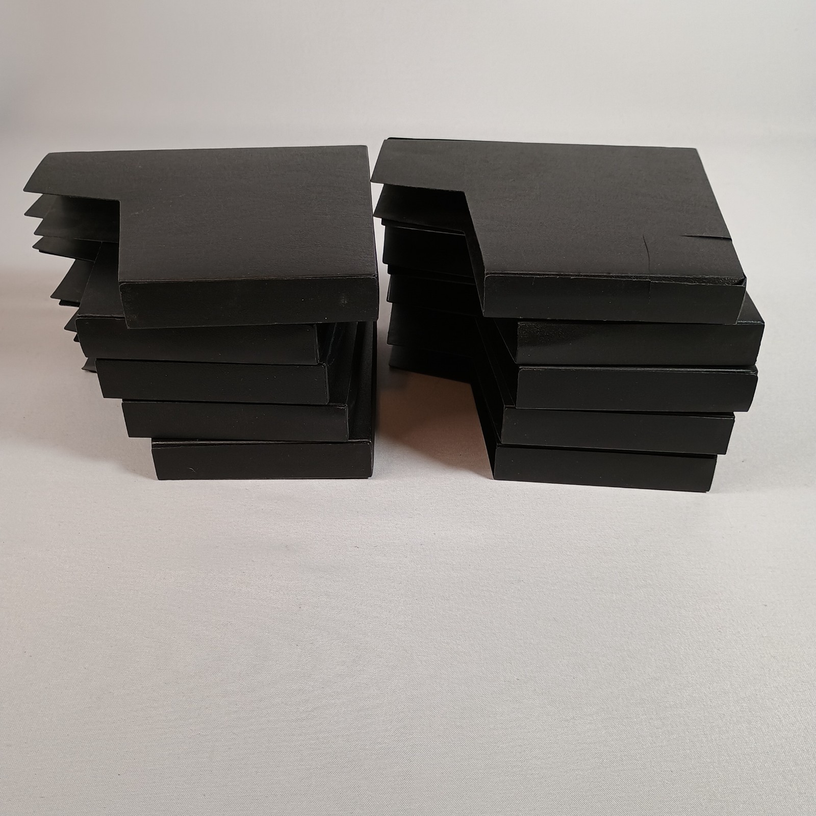 Lot of 10 Original NES Authentic Nintendo Non Branded Dust Covers Game Sleeves