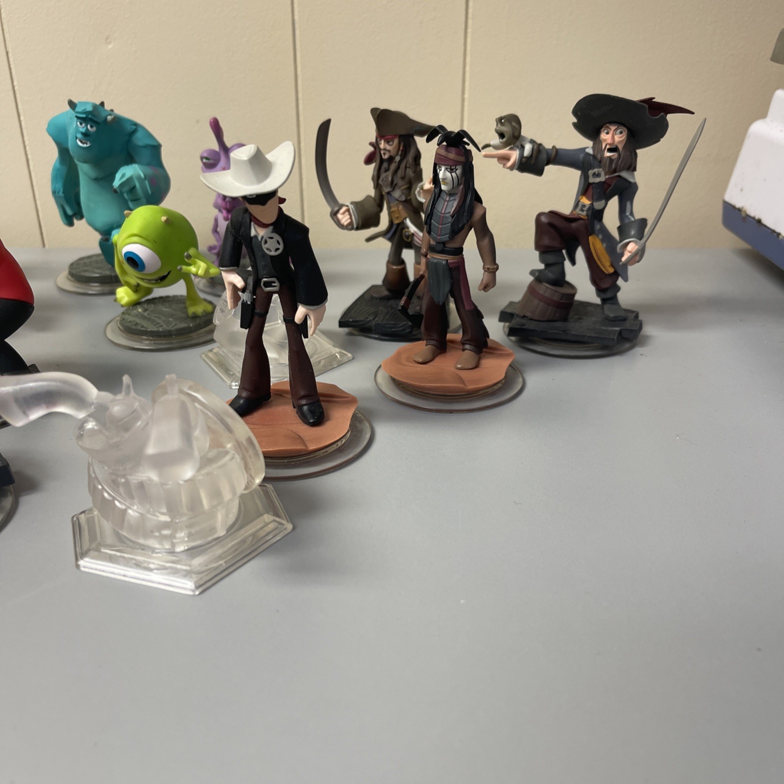 Disney Infinity 23 Character Lot Cars Frozen Incredibles Monsters Inc Pirates