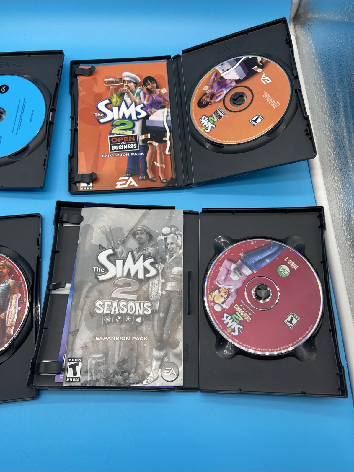 The Sims Ultimate Nostalgia Bundle: 10-Piece PC Expansion & Base Game Lot