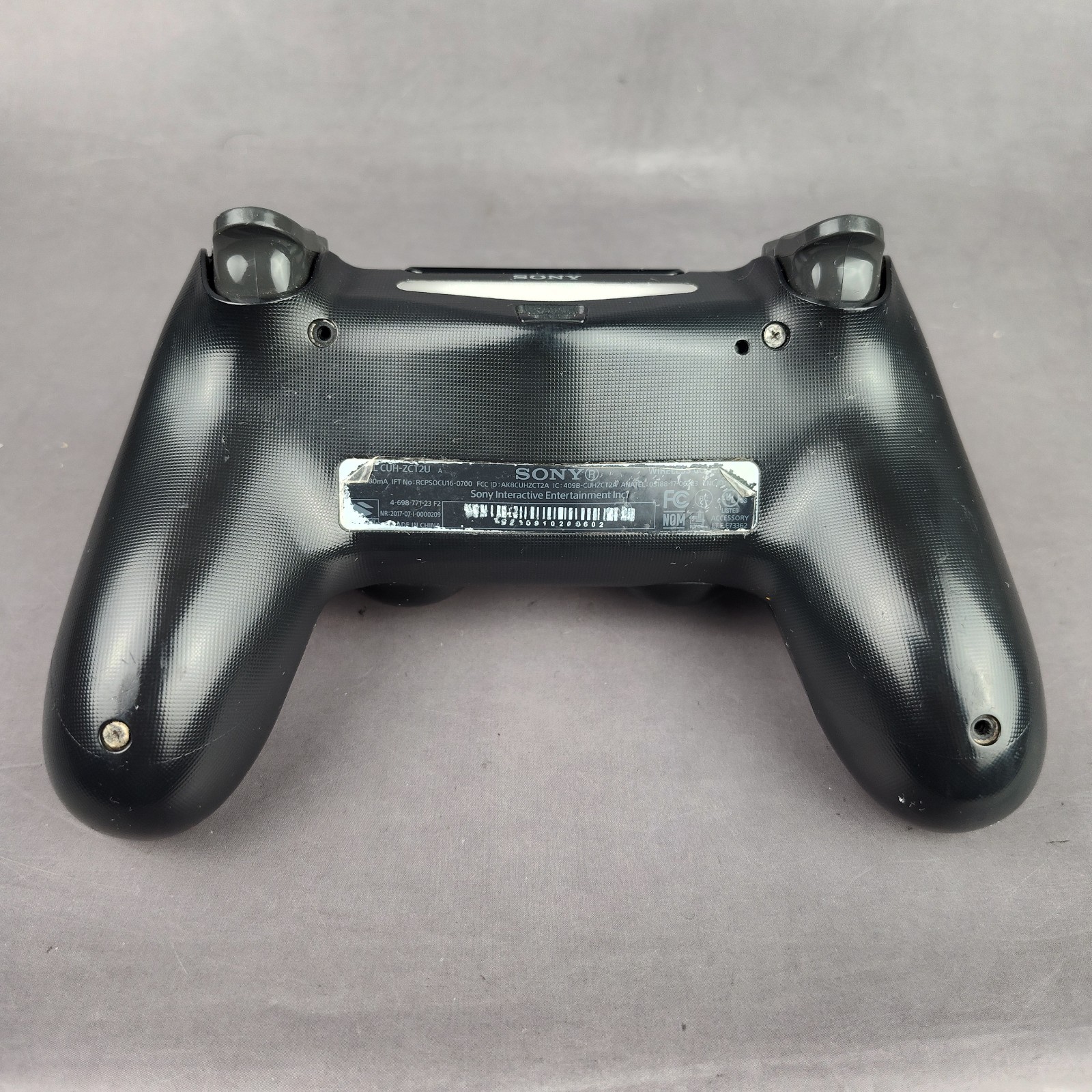 PlayStation PS4 Slim 1TB with Controller (Right Joystick Is Broken)
