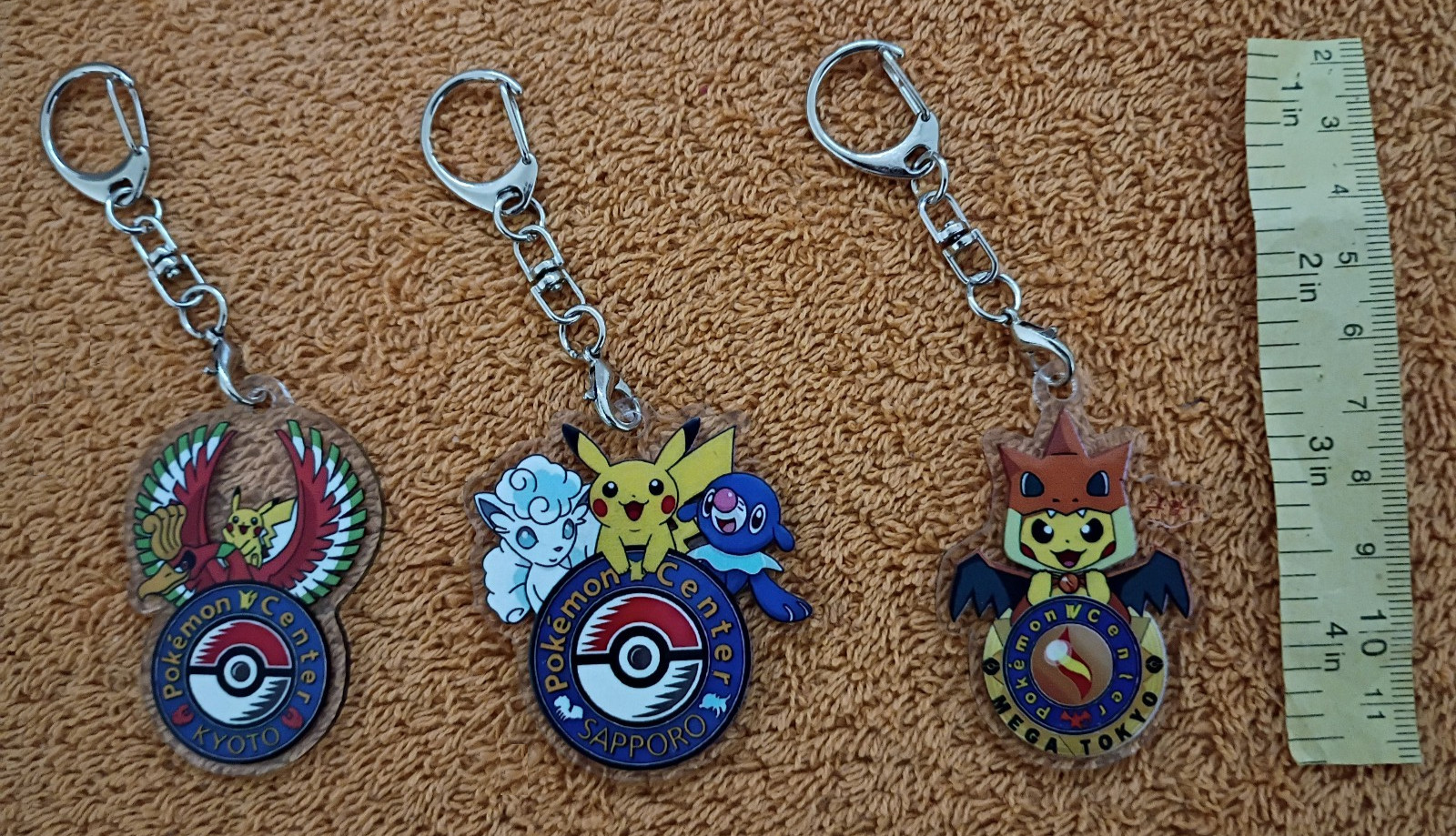 New! 3pc POKEMON CENTER KEYCHAIN SET Pikachu Key Rings Rigid Plastic Keychains