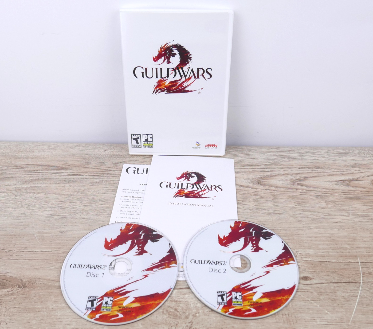 Guild Wars 2 (PC, 2012) 2 Disc With Manual Complete With Product Key
