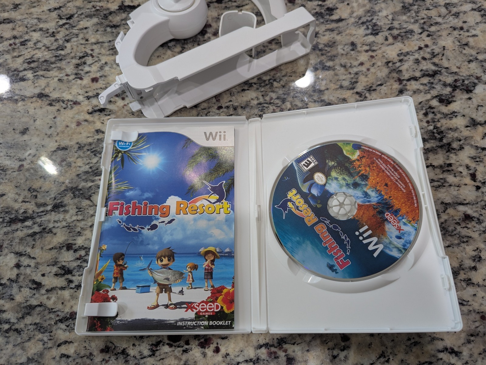 Fishing Resort Nintendo Wii – XSEED Games S, Manual and Fishing Cont. Included