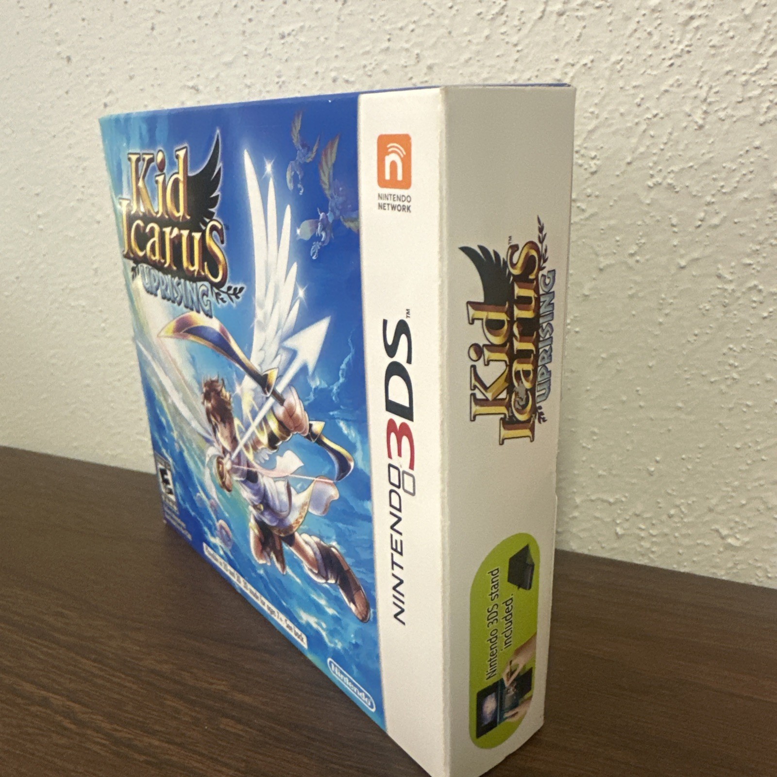 NEW Kid Icarus: Uprising (Nintendo 3DS, 2012) SEALED BIG BOX w/ Card & Stand