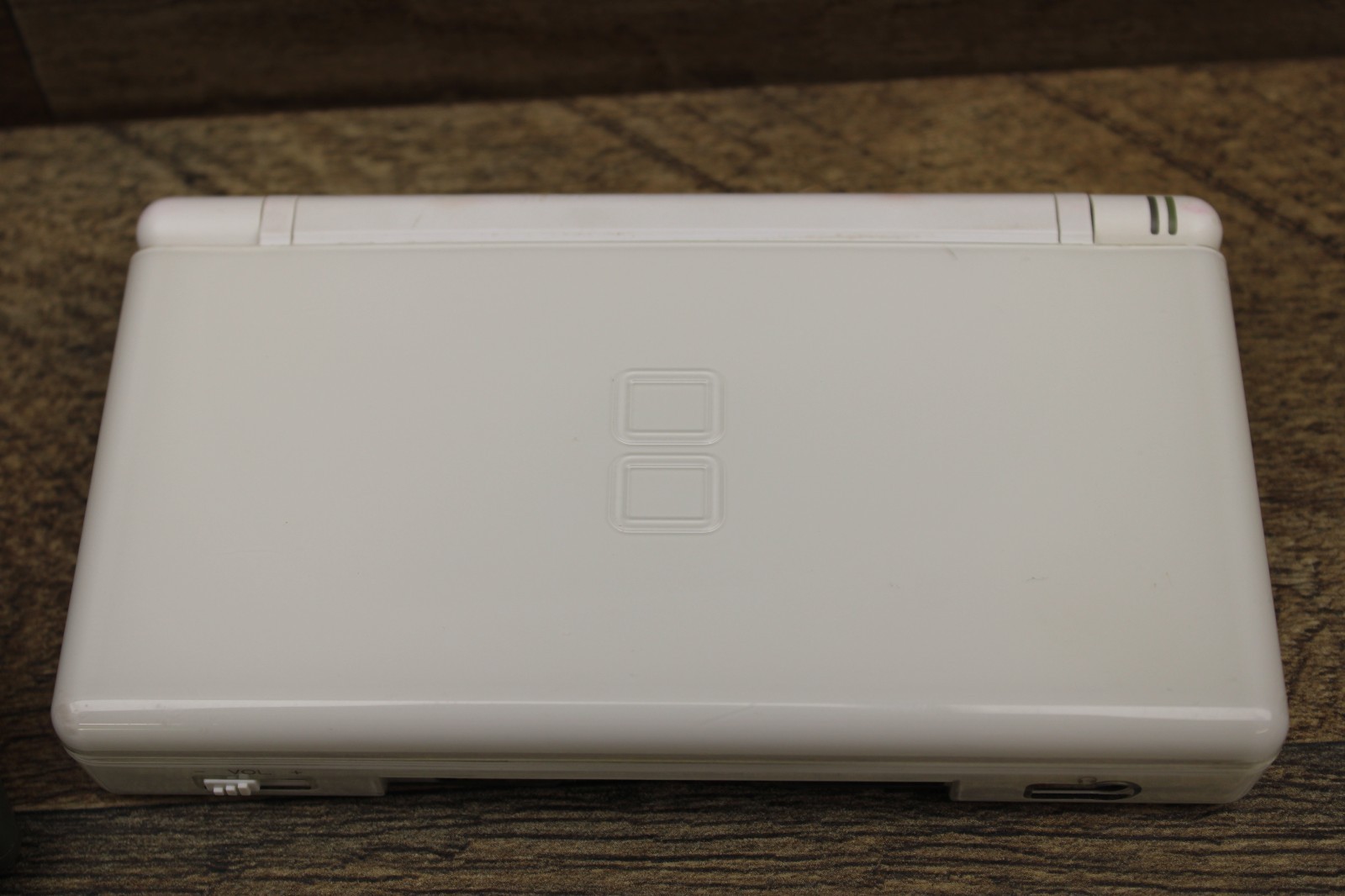 NICE Nintendo DS Lite USG-001 Polar White W/Charger & Game OEM