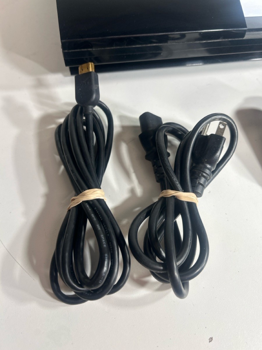 *CONTROLLER DOES NOT CONNECT READ DESCRIPTION* SONY PS3 SYSTEM 20GB (P17029458)