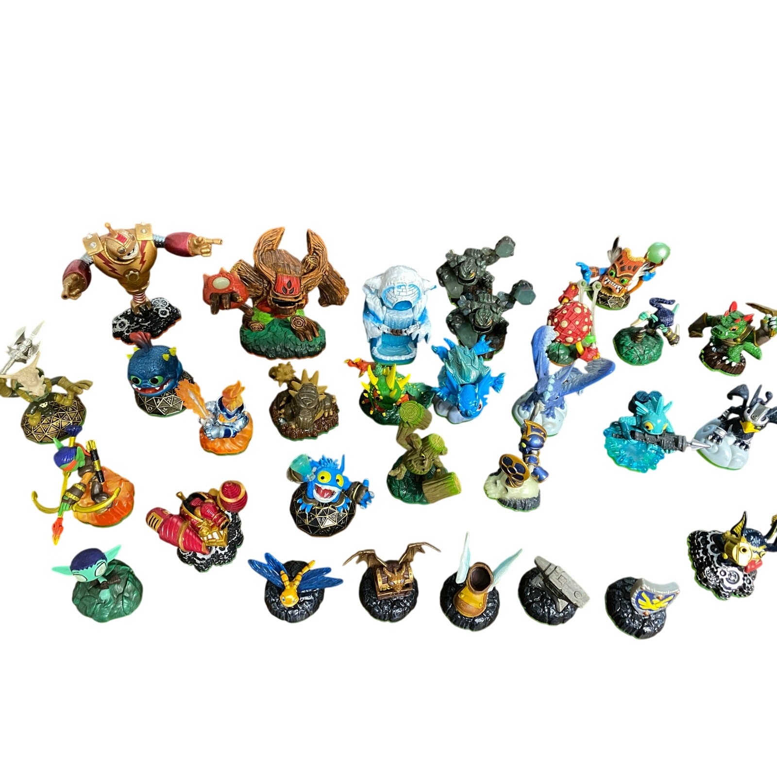 Skylanders Collection – Lot of 30 Activision Figures