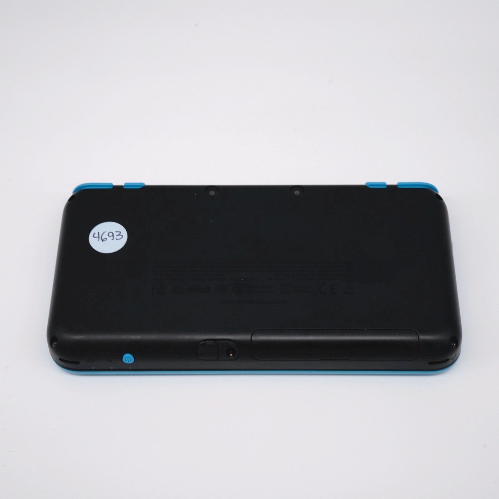 Nintendo “New” 2DS XL LL Console Black & Turquoise w/ extras (USA Seller)