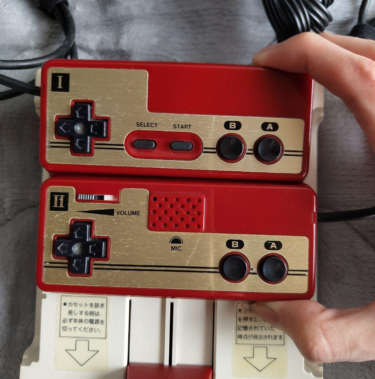 Famicom Console System Nintendo NES FC Japan AV Mod W/ AC Adapter Composite