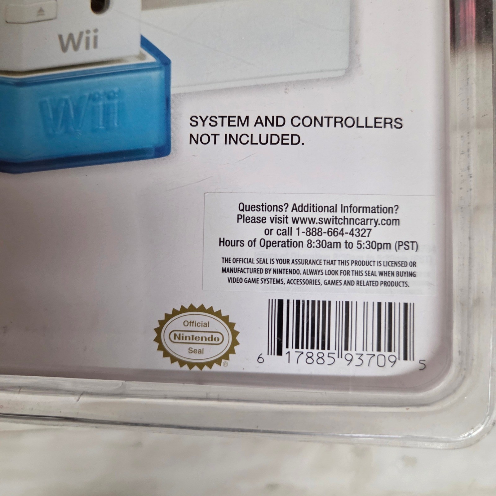 Switch N Carry Storage and Protection Kit Wii White Blue 512MB Memory Card NIB