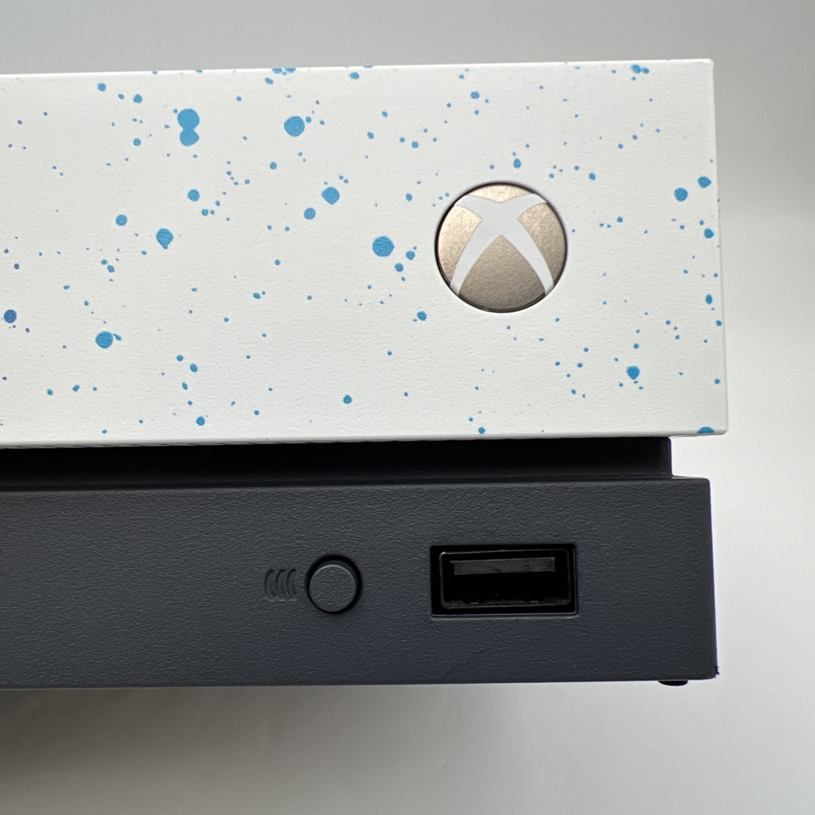 Xbox One X Hyperspace Special Edition 1TB Gaming System – Console Only – Used