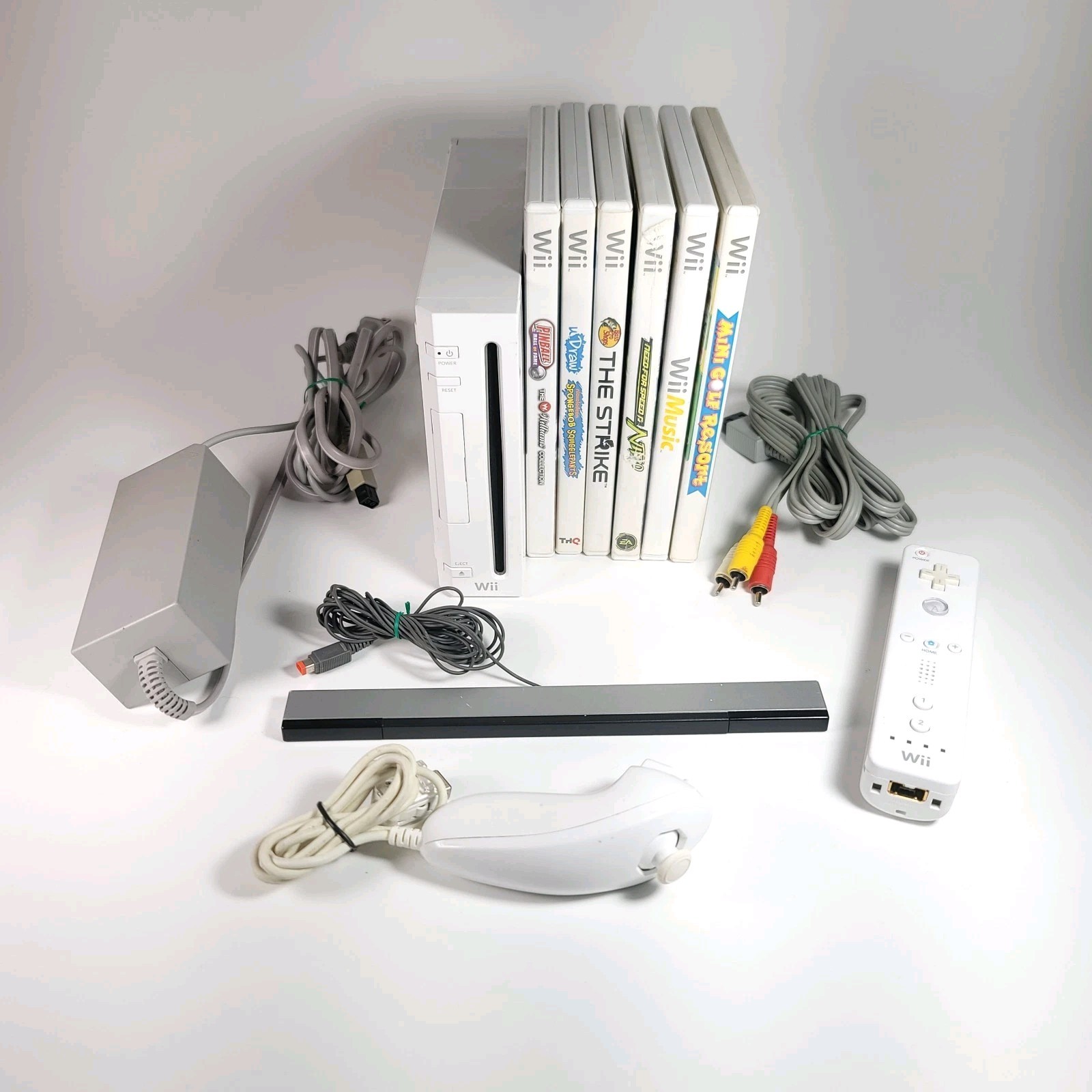 Nintendo Wii Console Bundle White Tested Complete + 6 Games Remote Nunchuk