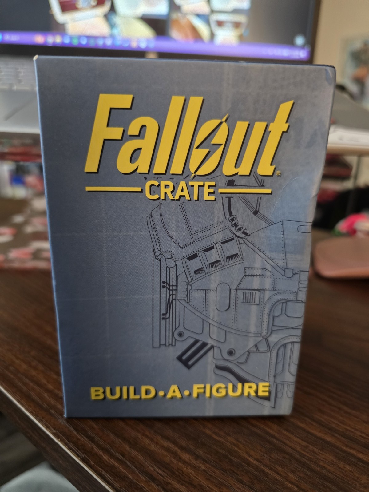 Loot Fallout Crate Build-A-Figure Box 1 of 6 Torso Liberty Prime Sealed PLZ READ